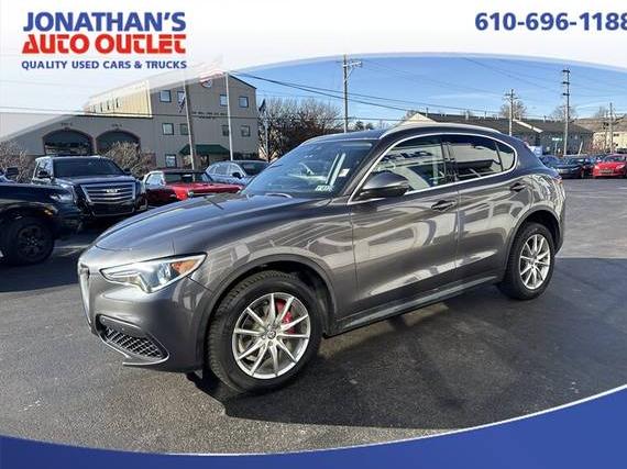 ALFA ROMEO STELVIO 2018 ZASFAKBN3J7B60031 image ALFA ROMEO STELVIO 2018 ZASFAKBN3J7B60031 image